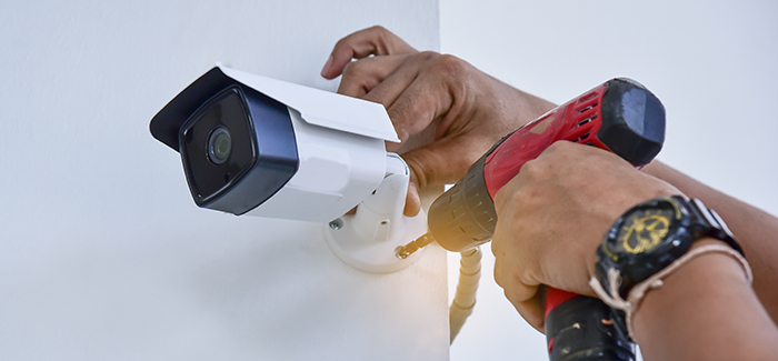 Locksmith Installing Security Camera